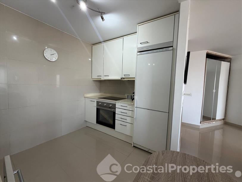 Victoria: Apartment for Rent in Almería, Almería Victoria: Apartment for Rent in Almería, Almería